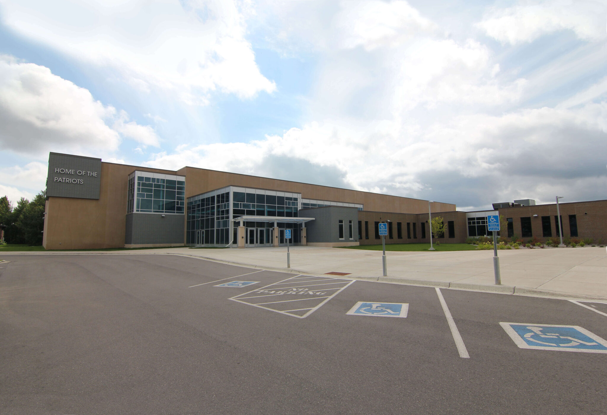 Pequot Lakes Middle/High School Additions & Renovations Donlar